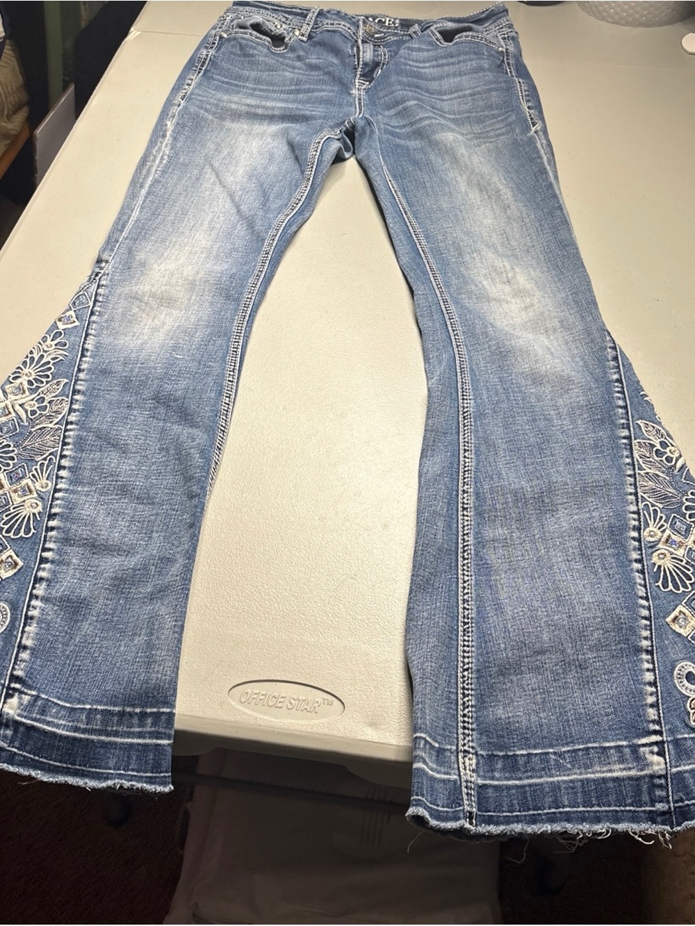 Grace In LA Bell Bottom Jeans Womens 28X30 Raw Hem Light Wash Mid Rise Big Flare